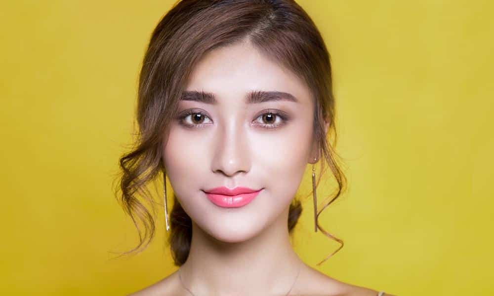 Najlepsze produkty do makijażu minimalistycznego